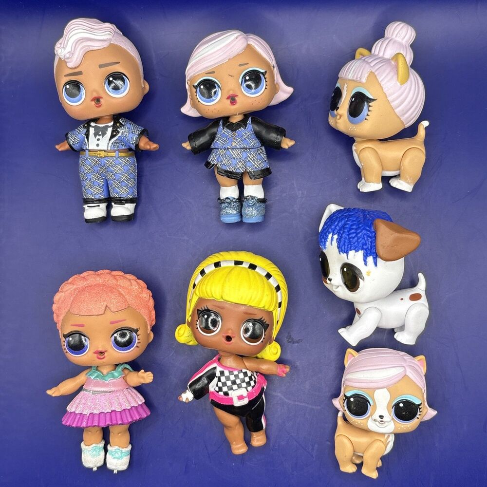 LOL Surprise Amazing Surprise Lot Uptown Downtown Family 4 Dolls 3 Pets